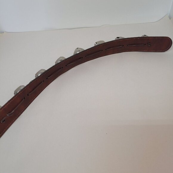 Vintage Christmas Sleigh 12 Metal Bells on 23" Strap Great Sound - Picture 4 of 7